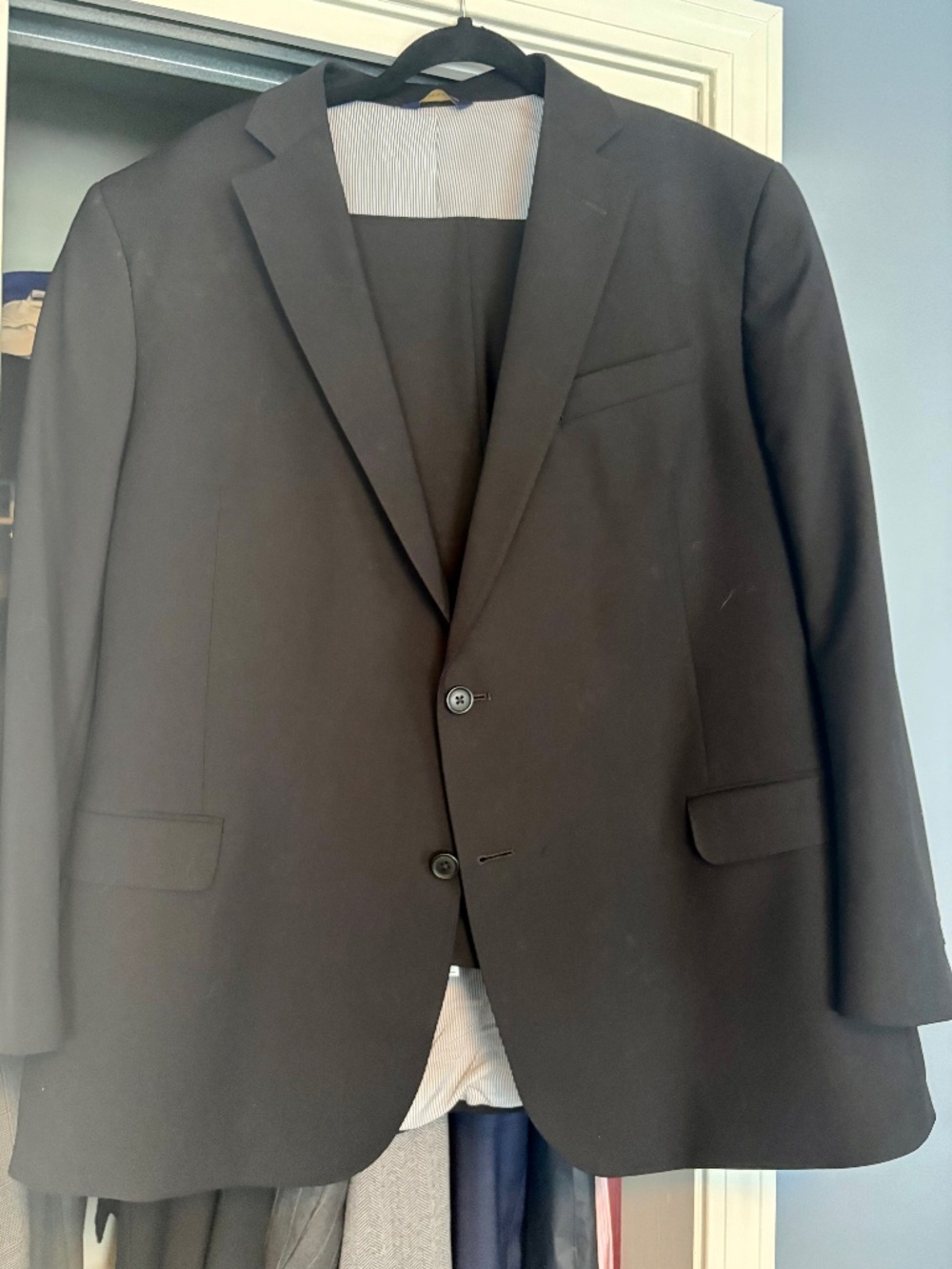 Brooks Brothers Classic Men's 2-Piece Suit Set